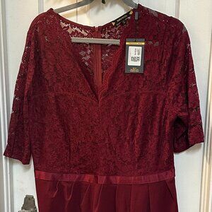 Miusol Maroon Plus Size ALine Dress with Lace Top and V-Neck-Size XXL (w/tags)